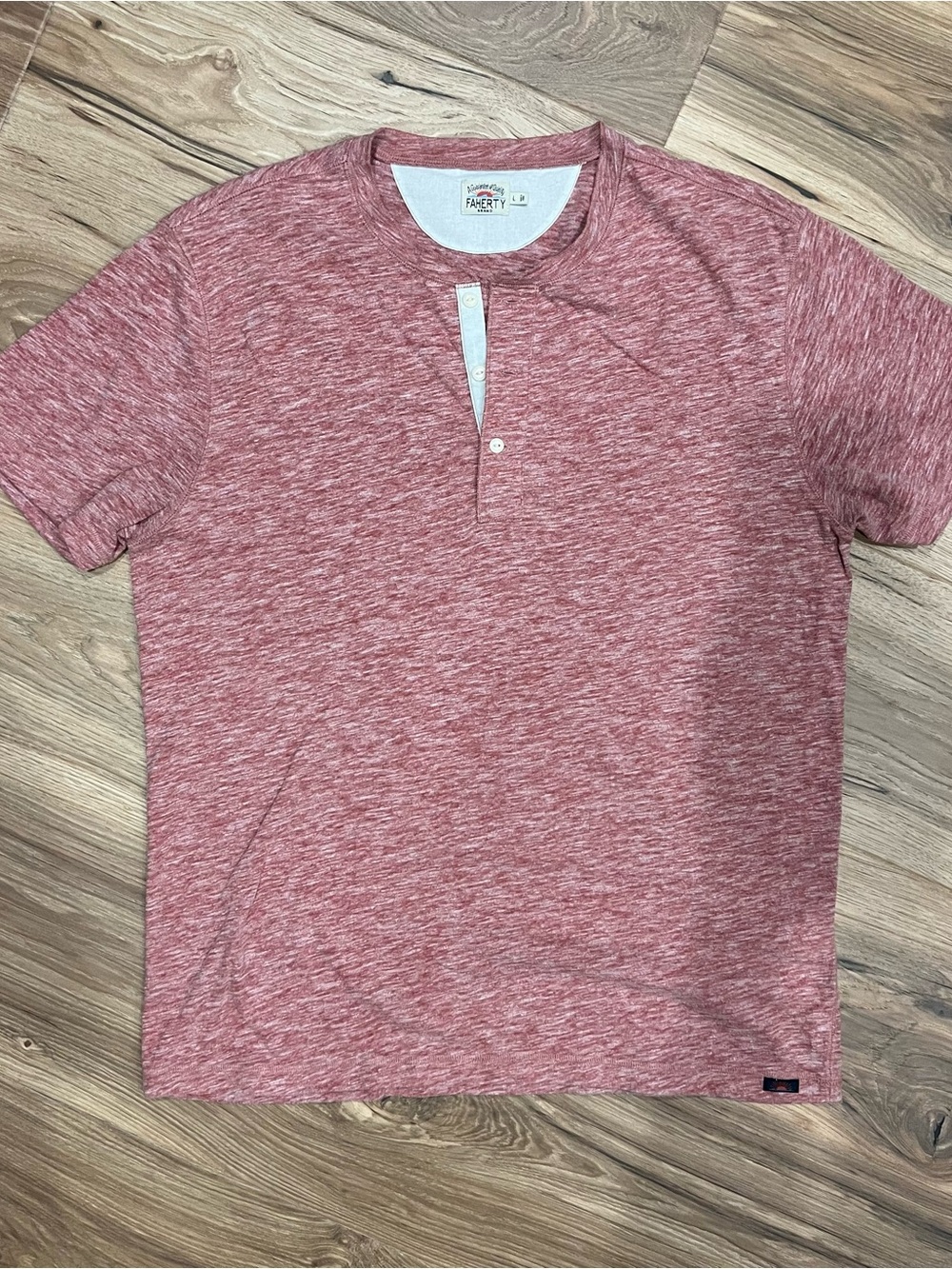 Faherty Large Red Henley T Shirt